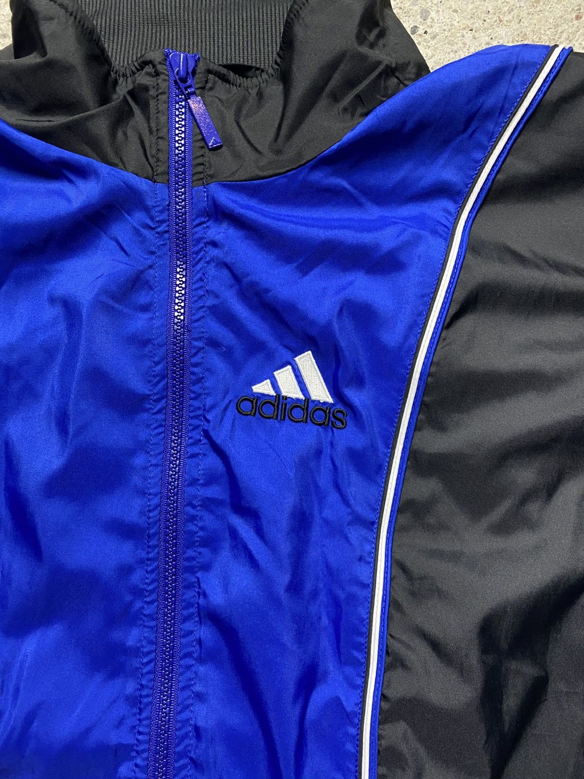 Adidas × Vintage Adidas vintage zip up windbreaker baggy oversized football Size US L / EU 52-54 / 3 - 3 Thumbnail