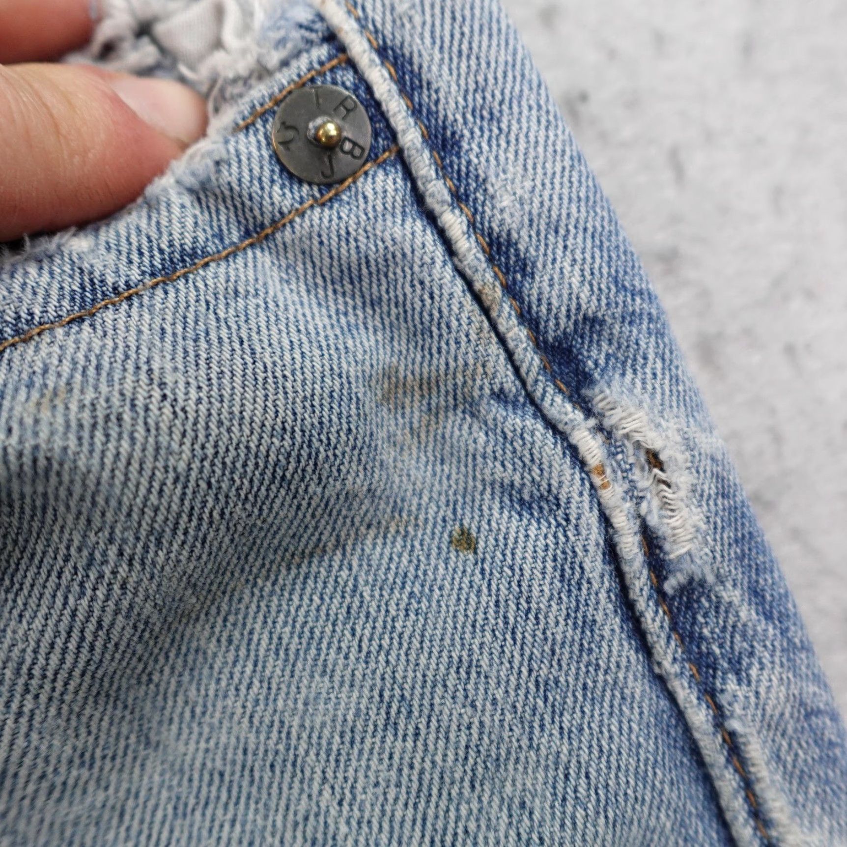 True Religion True Religion Jeans Mens 33 Blue Denim Geno Relaxed Slim Straight Distressed Size US 33 - 4 Thumbnail