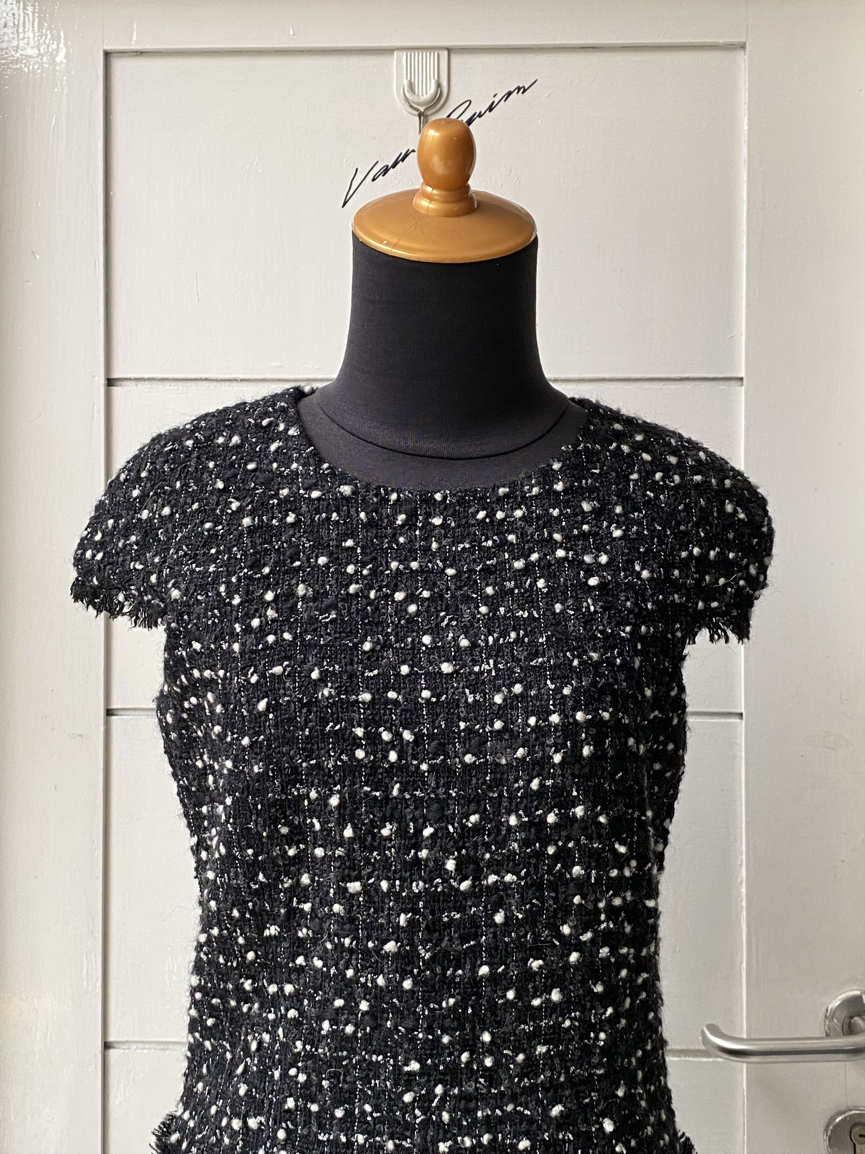 Max Mara MAX MARA Studio Chanel Knit Midi Dress Size XS / US 0-2 / IT 36-38 - 7 Thumbnail