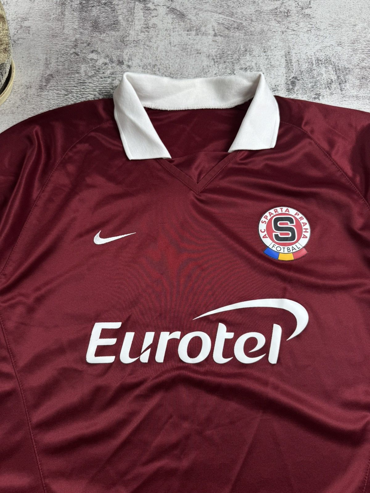 Nike AC Sparta Praha 2004 Homme Men’s XL Nike Soccer Football Home Kit T Shirt Jersey Size US XL / EU 56 / 4 - 6 Thumbnail