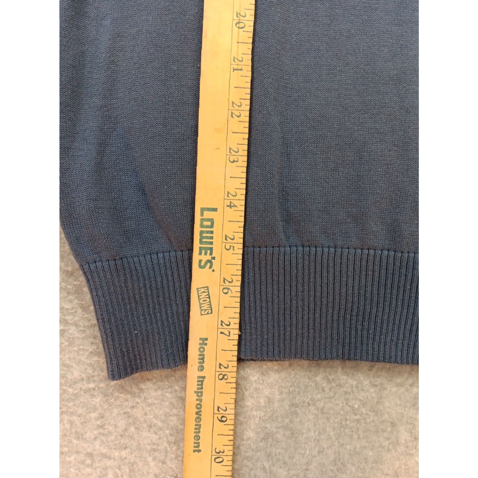 Tommy Hilfiger Tommy Hilfiger Sweater Men's Size M Sky Blue Essential Solid Logo V-Neck NWT Size US M / EU 48-50 / 2 - 6 Thumbnail