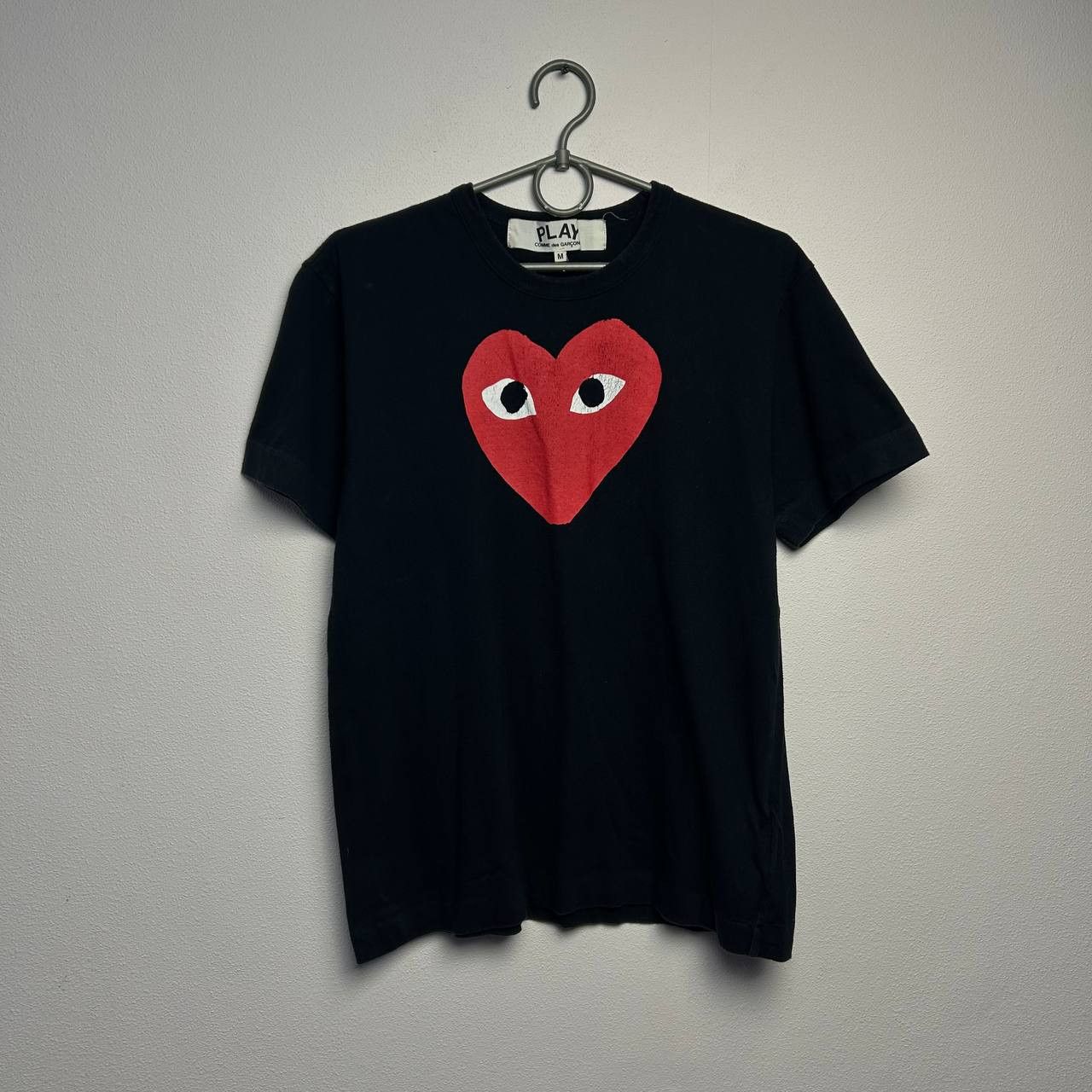 Comme des Garcons PLAY Luxury Play Comme Des Garcons Big logo designer rare tee Size US M / EU 48-50 / 2 - 1 Thumbnail