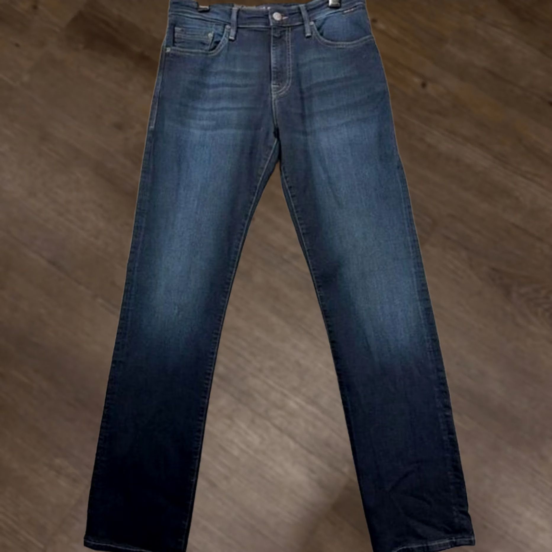 Vintage Mavi Matt Jeans Mens 31X34 Blue Distressed Straight Leg Relaxed Fit Stretch Denim Straight Jeans Mens 31 Inseam 34 Dark Wash Pockets Logo Button Zip Size US 31 - 1 Thumbnail