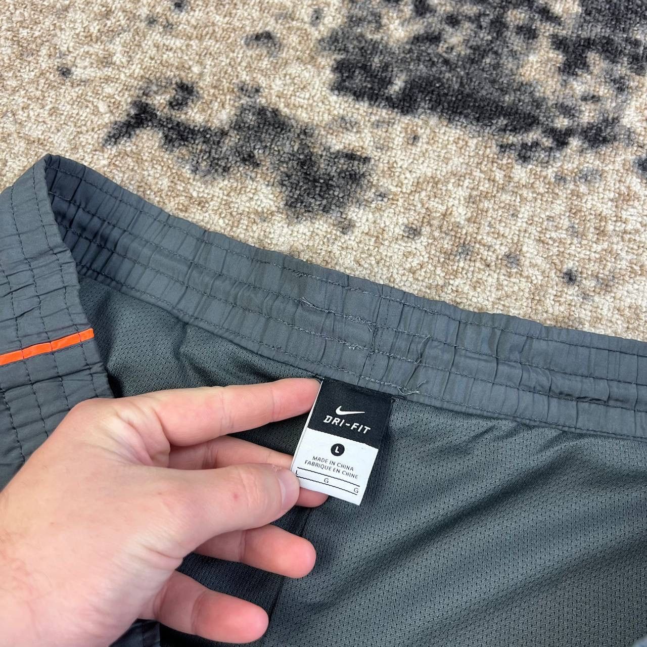 Nike Nike Swoosh Vintage Y2K Baggy Parachute Track Pants Size US 34 / EU 50 - 6 Thumbnail