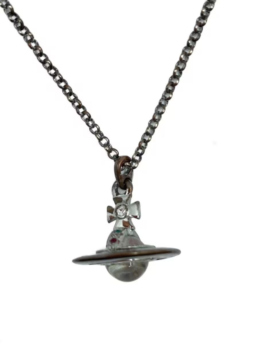 Vivienne Westwood Bat Wing 3D Orb Necklace | Grailed