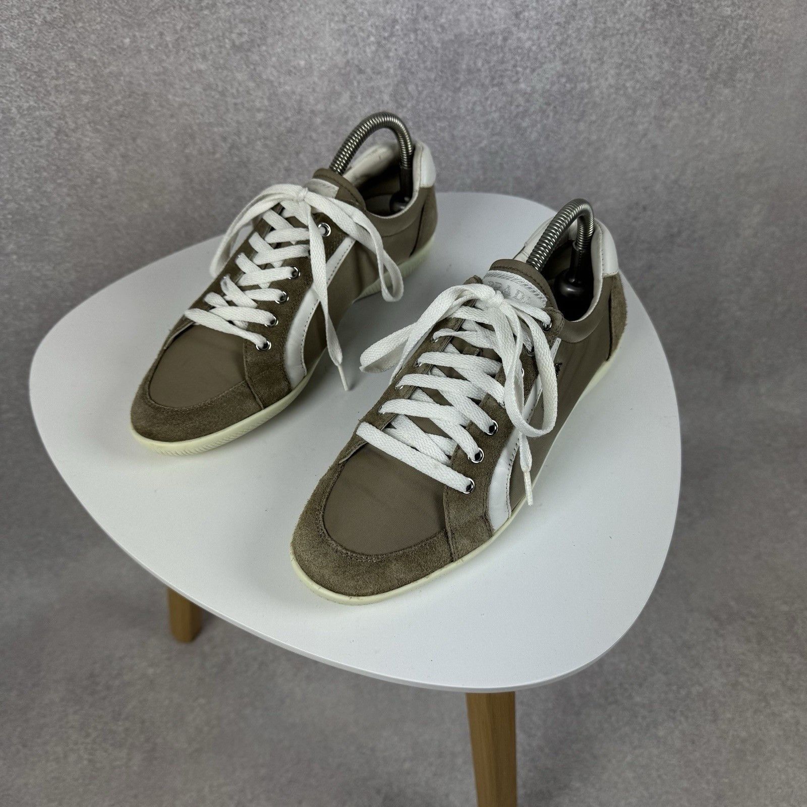 Prada Authentic Luxury Prada Saffiano Sneakers Shoes Woman 3E4890 Size US 8 / IT 38 - 2 Thumbnail