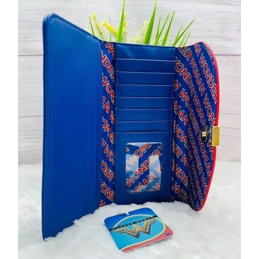 Disney Loungefly DC Wonder Woman Lasso of Truth Cosplay Trifold Wal Size ONE SIZE - 5 Thumbnail