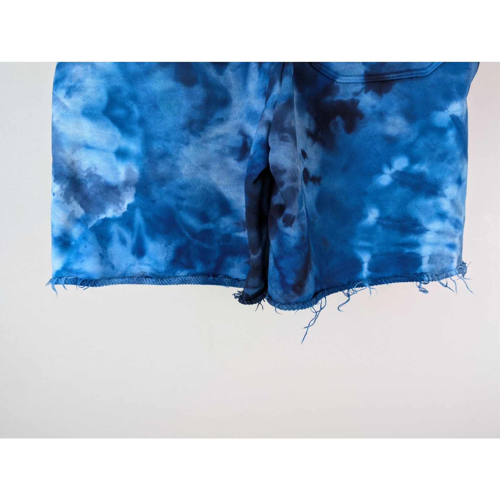 Amiri o1rshd1 Tie Dye MA Sweatshort Shorts in Blue XL Size US 36 / EU 52 - 14 Thumbnail