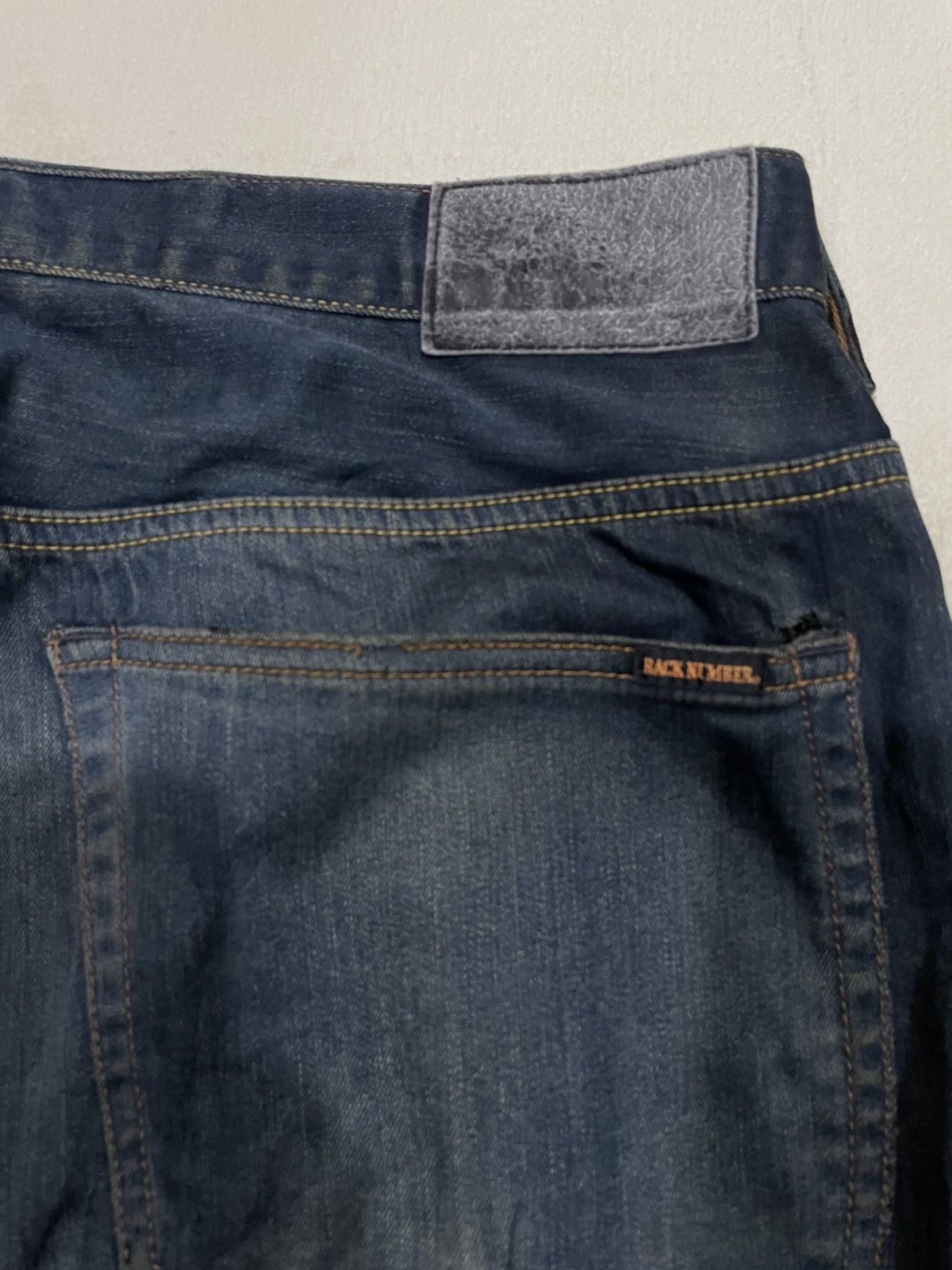 Japanese Brand Vintage BackNumber Distressed Faded Dark Blue Jeans Size US 37 - 17 Thumbnail