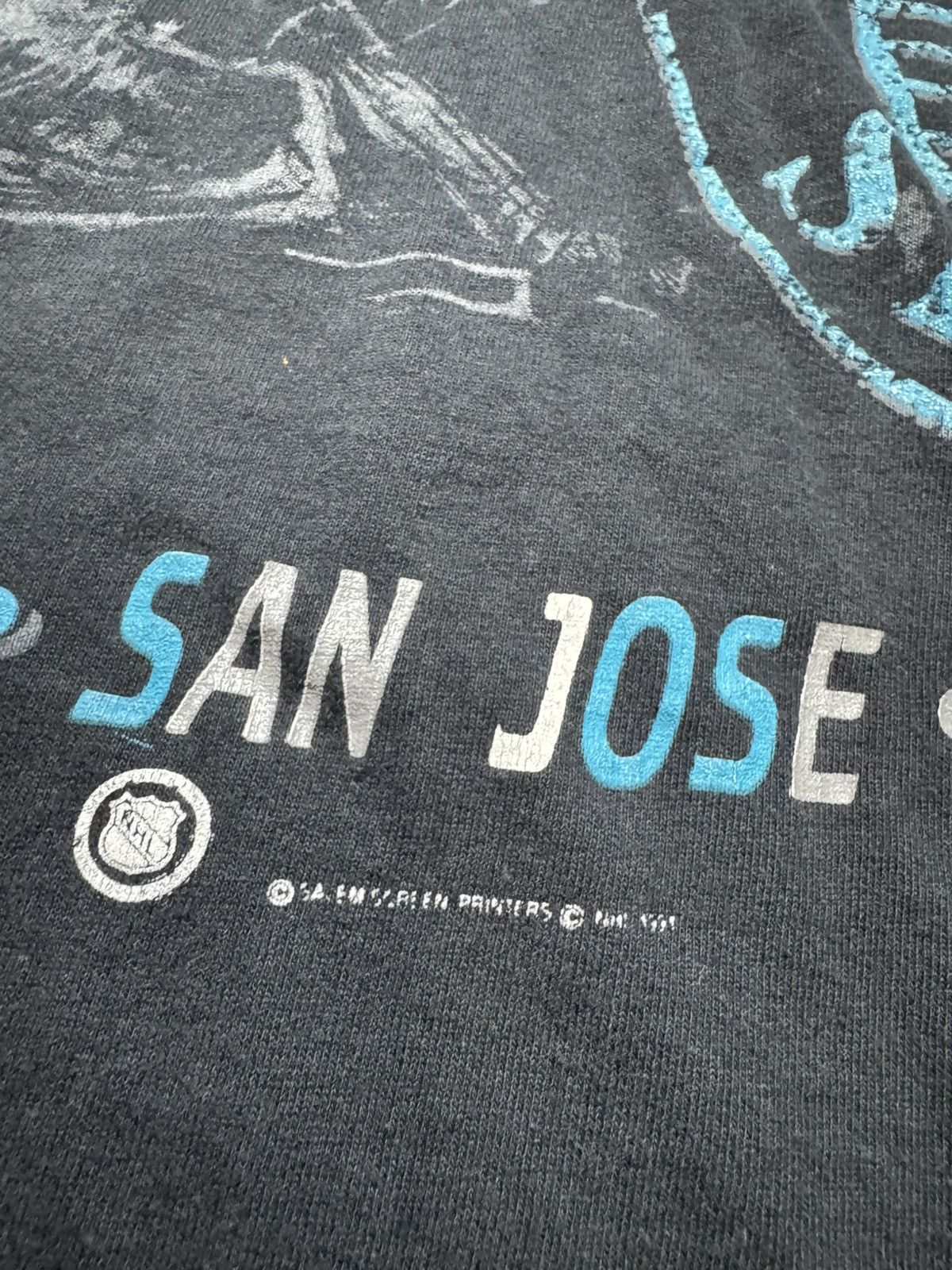 NHL × Salem Sportswear × Vintage Vintage San Jose Sharks Bulletin Athletic All Over Print Tee Size US L / EU 52-54 / 3 - 4 Thumbnail