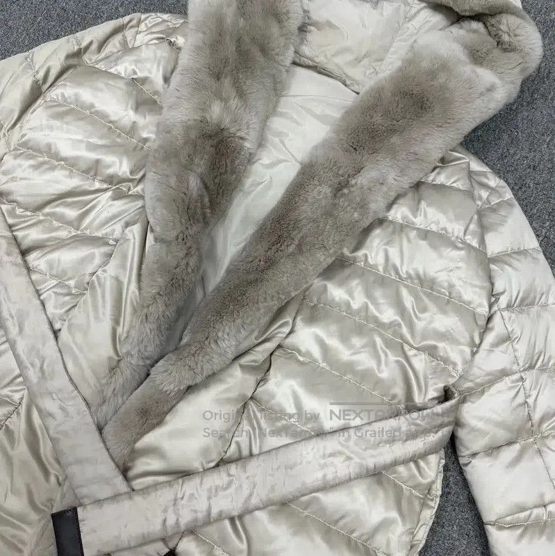 Max Mara MaxMara Gray Women's Down Coat with Fur . Size M / US 6-8 / IT 42-44 - 3 Thumbnail