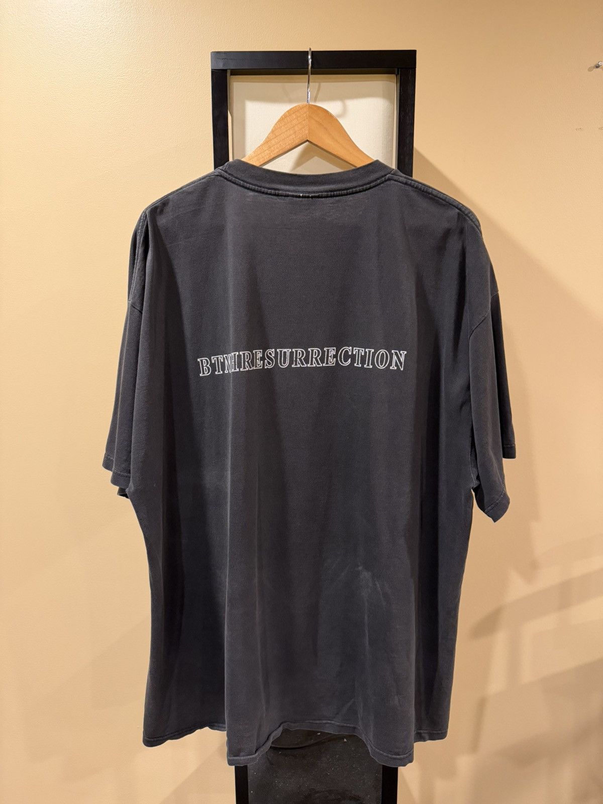 Vintage Vintage Bone Thugs N Harmony BTNH Resurrection Faded Rap Tee Size US XXL / EU 58 / 5 - 13 Thumbnail