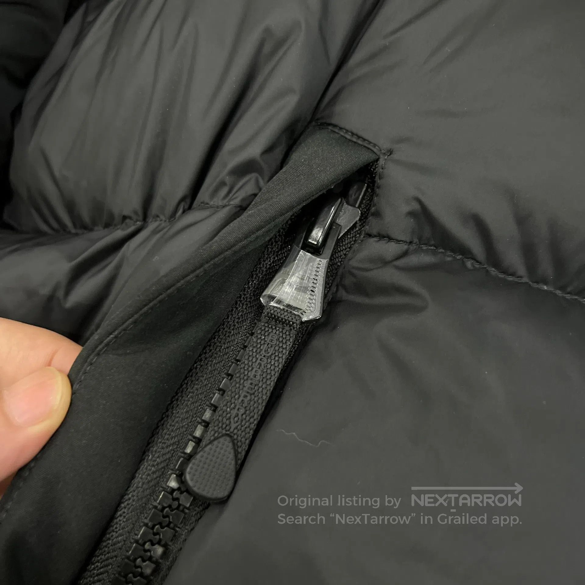 Burberry BURBERRY Wool check pattern hat; down jacket with detachab Size US M / EU 48-50 / 2 - 7 Thumbnail