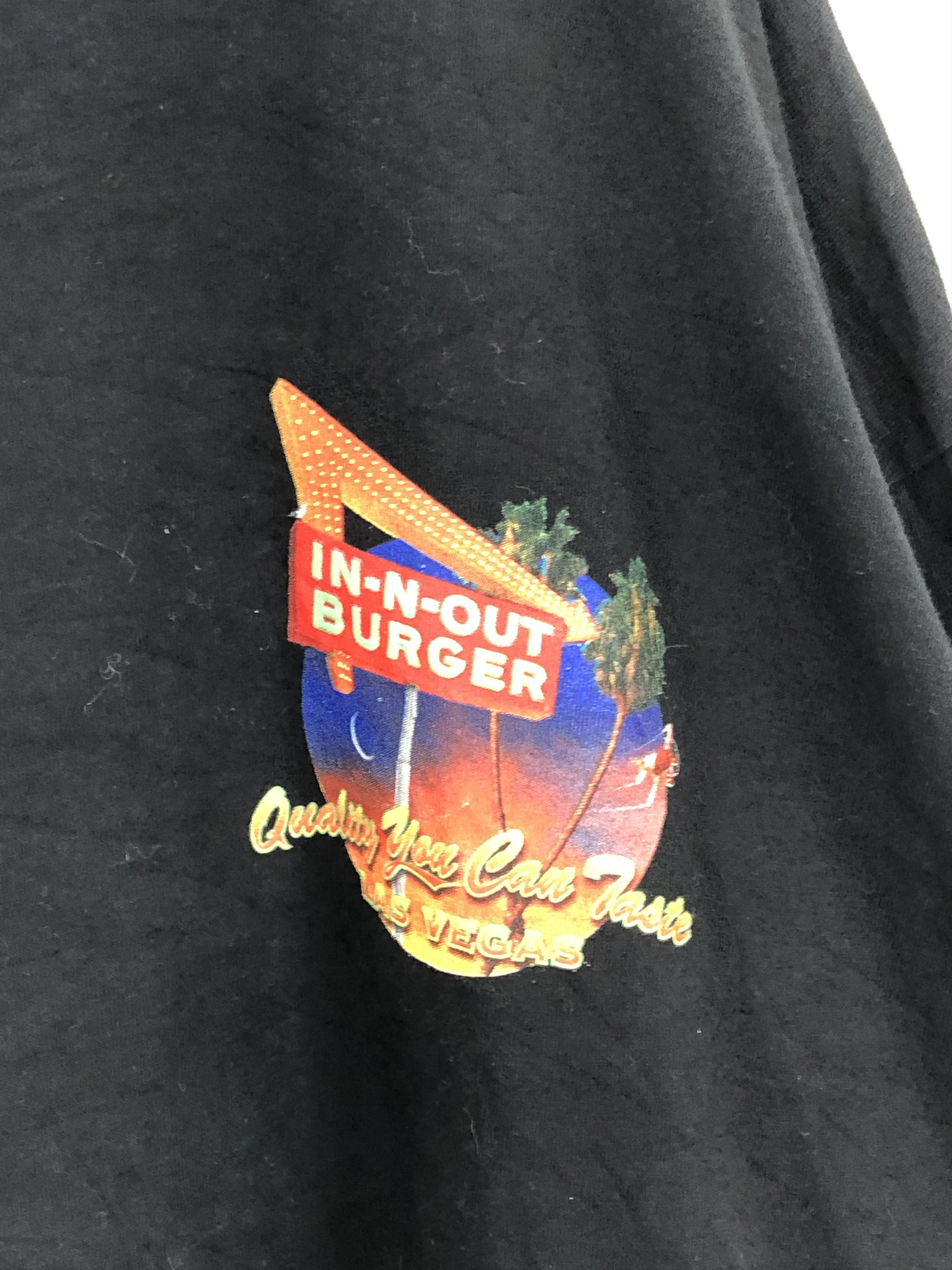 Vintage Vintage In N Out Burger Crewneck Short Sleeve Shirt TA0355 Size US XXL / EU 58 / 5 - 10 Thumbnail
