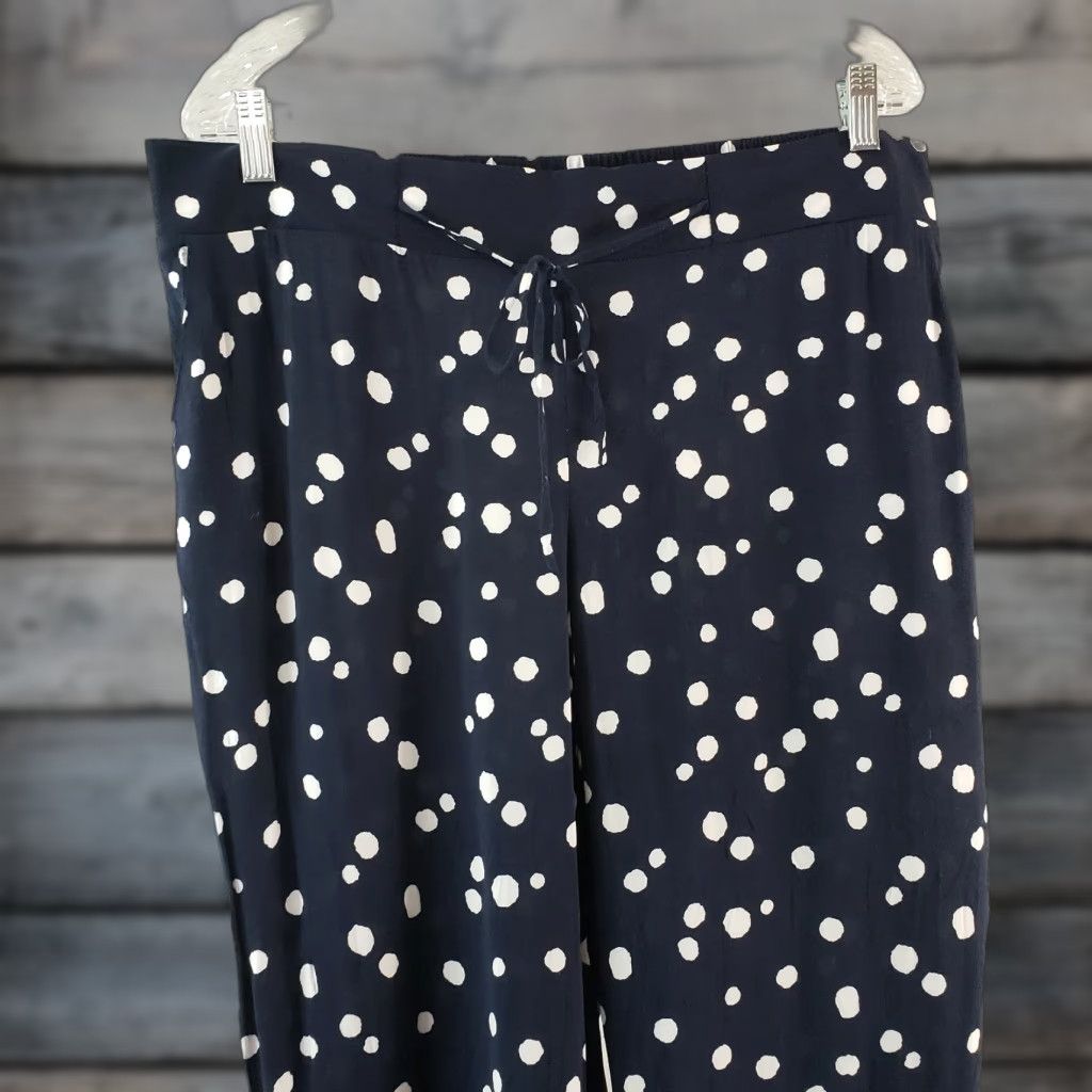 Vintage Maurices Womens Cropped Pants Sz 1 US 16/18 Blue White Pull On Rayon Cropped Pants Womens Blue 16/18 Mens? Size 38" / US 16 / IT 52 - 1 Thumbnail