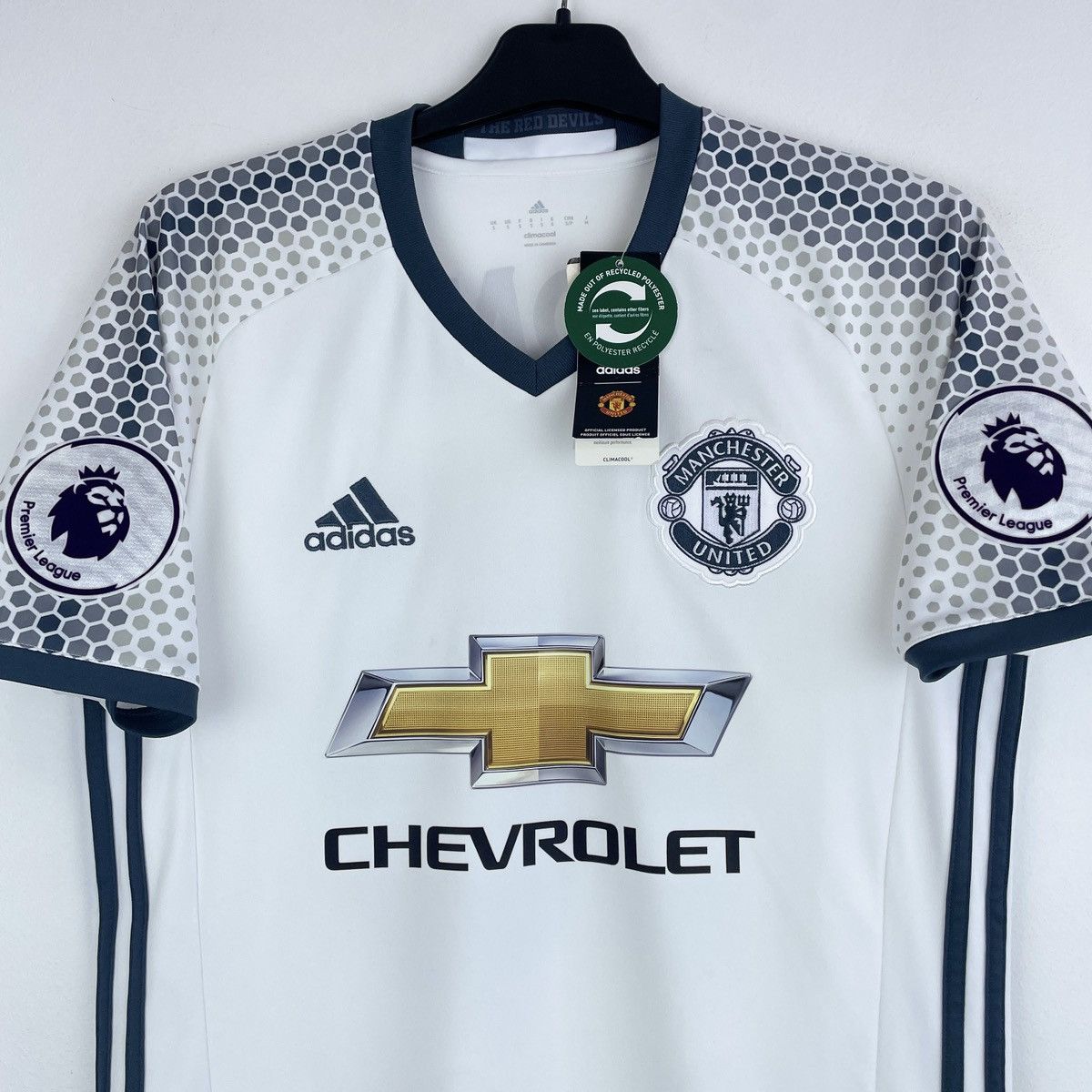 Adidas Manchester United Wayne Rooney Third Jersey 2016/2017 Size US S / EU 44-46 / 1 - 3 Thumbnail