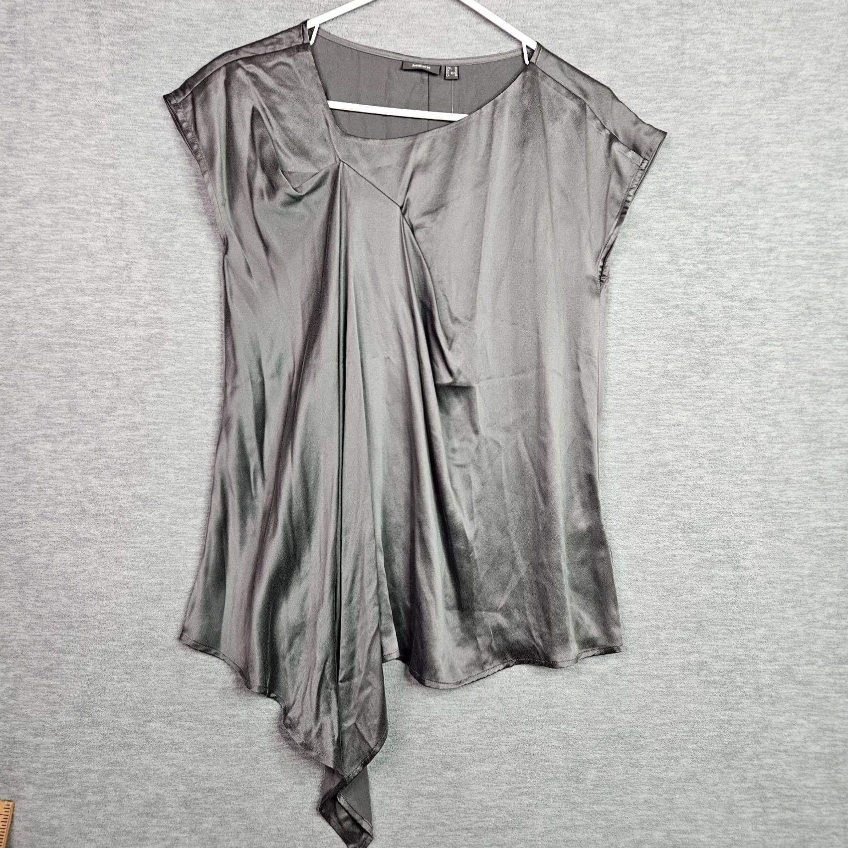 Vintage Mexx Women's Regular Size 36 Silk Short Sleeve Blouse - Dark Gray, V-Neck, 100% Silk, New, Shirt, Women, All Seasons, Casual, Grey Size XS / US 0-2 / IT 36-38 - 2 Thumbnail