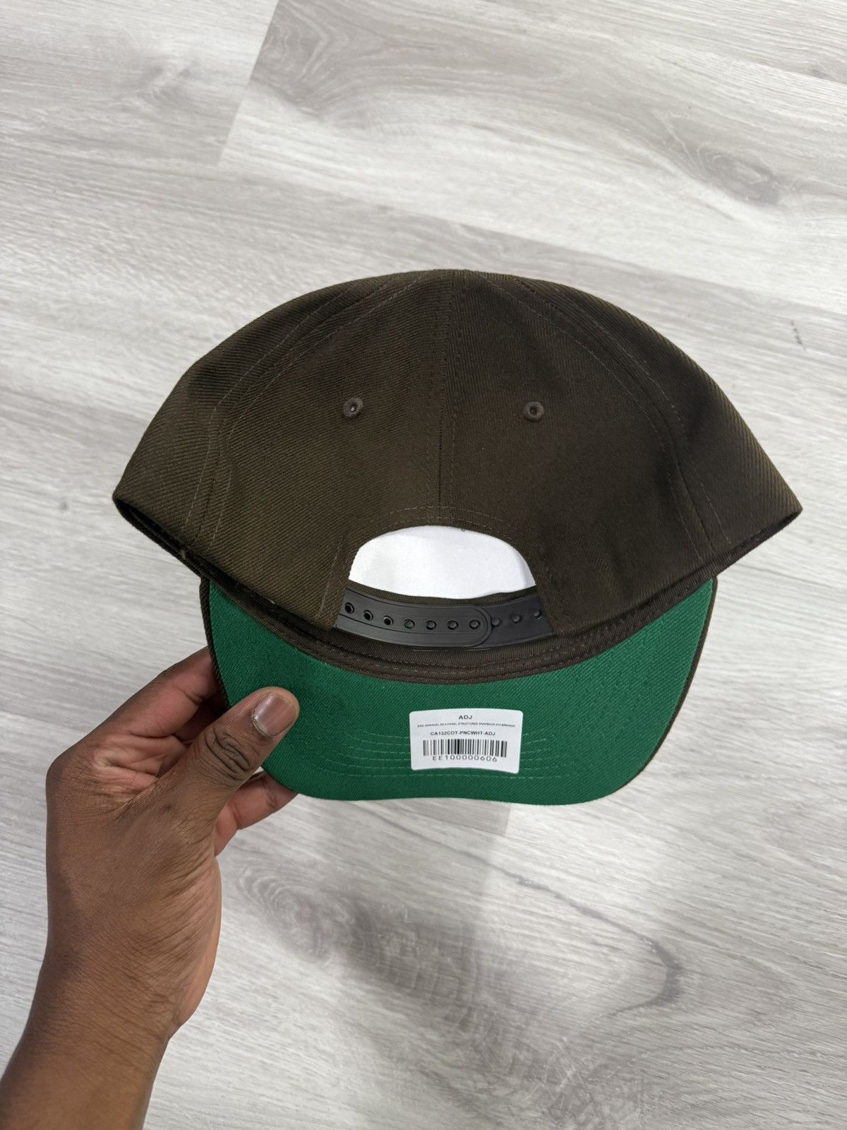 Eric Emanuel Eric Emanuel EE 6-Panel Structured Snapback Hat Brown Size ONE SIZE - 3 Thumbnail