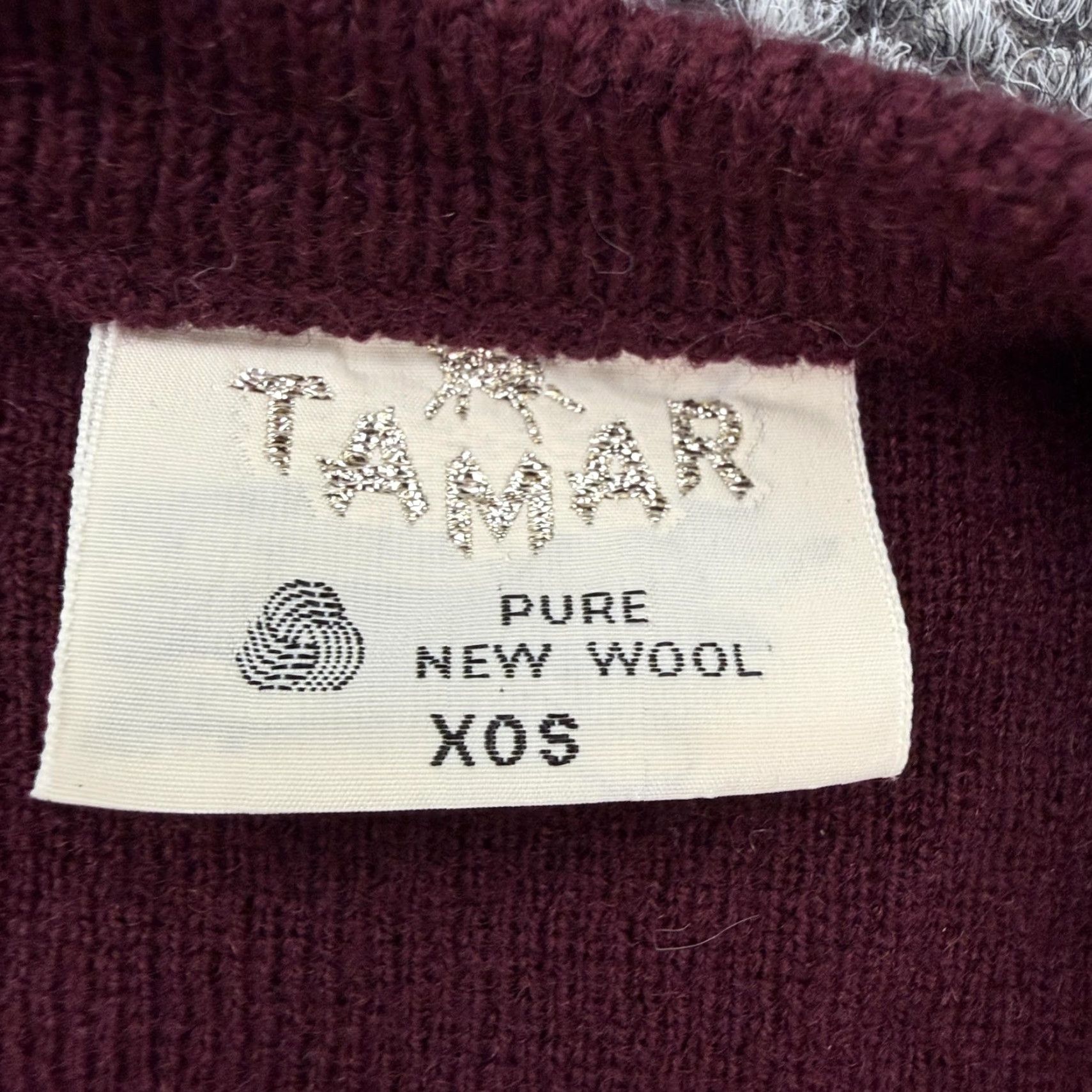 Vintage VINTAGE Tamar Sweater Vest Mens Large Burgundy Pure New Wool V-Neck Knit Knitwear Adult Large Red Mens Size US L / EU 52-54 / 3 - 3 Thumbnail