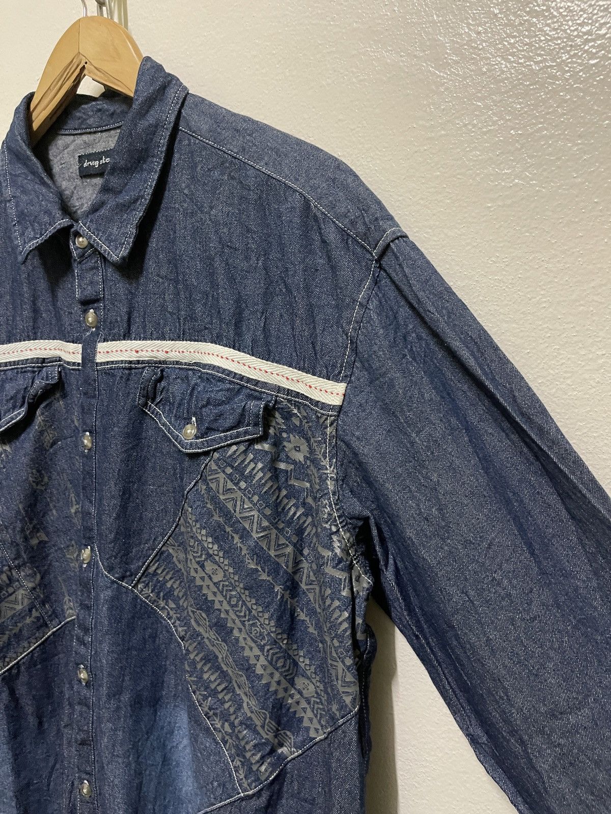 Japanese Brand Drug Stores Denim Shirt Hybrid Printed Size US XL / EU 56 / 4 - 4 Thumbnail