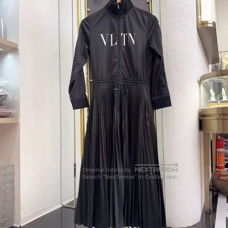Valentino Valentino A black dress with a large logo print Size M / US 6-8 / IT 42-44 - 1 Thumbnail