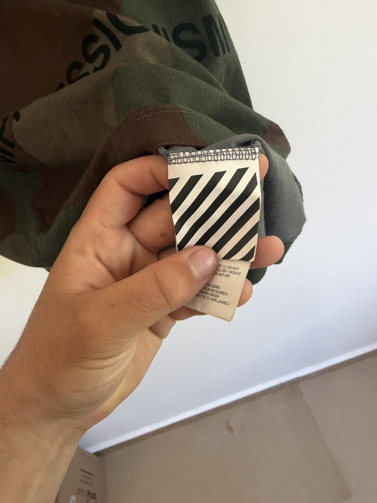 Off-White Off White Camouflage Impressionism Arrow TEE Size US L / EU 52-54 / 3 - 9 Thumbnail