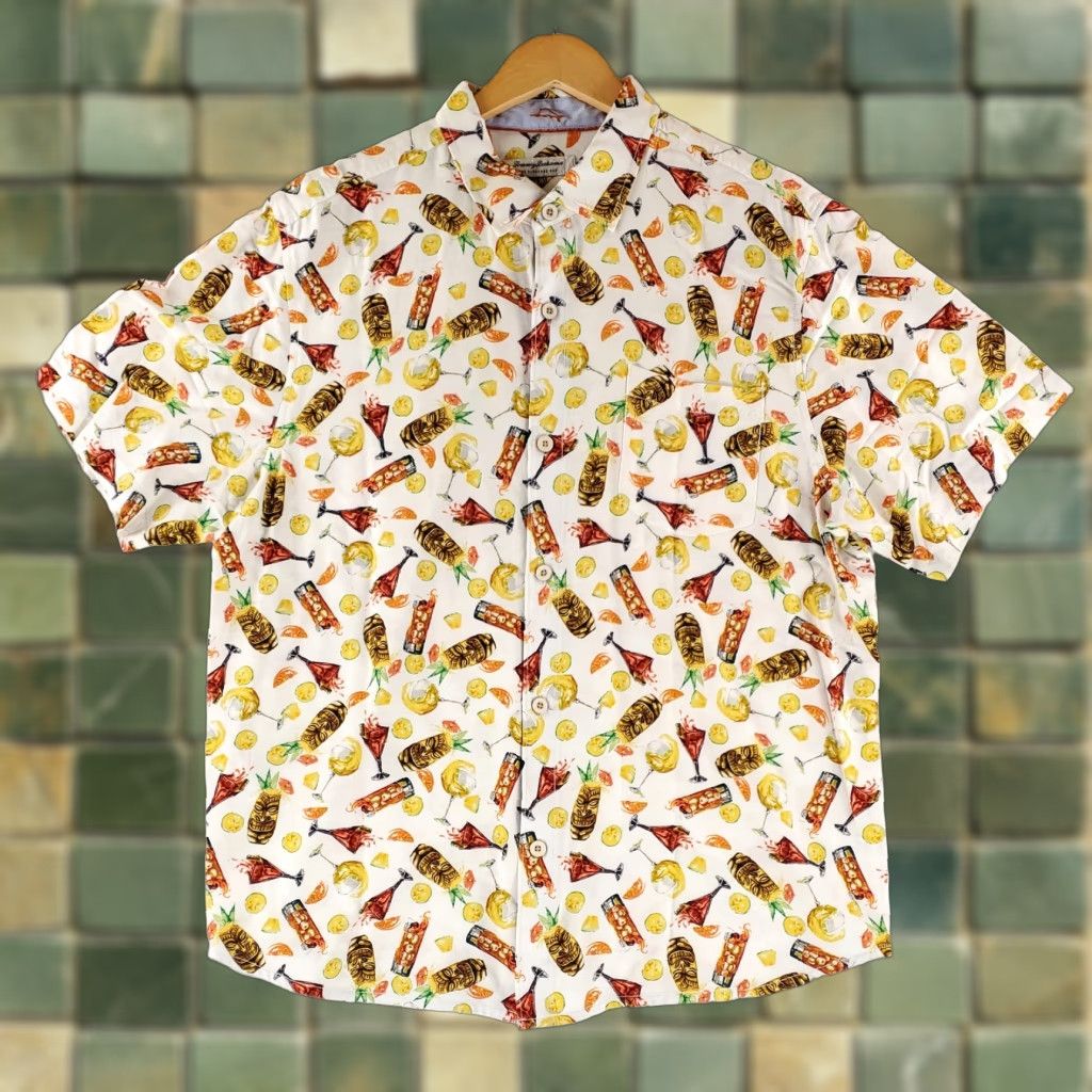 Tommy Bahama Tommy Bahama Veracruz Cay Button Up Hawaiian Shirt Tiki Cocktail White Mens XL Hawaiian Shirt Size US XL / EU 56 / 4 - 1 Thumbnail