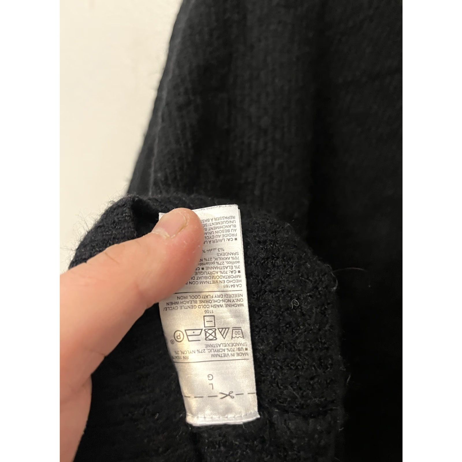Old Navy Old Navy Black Knit Pullover Sweater Long Sleeve Women’s Size L Acrylic — Regular Fit, Solid Pattern, Round Neck, Casual, Vintage: No Size L / US 10 / IT 46 - 4 Thumbnail