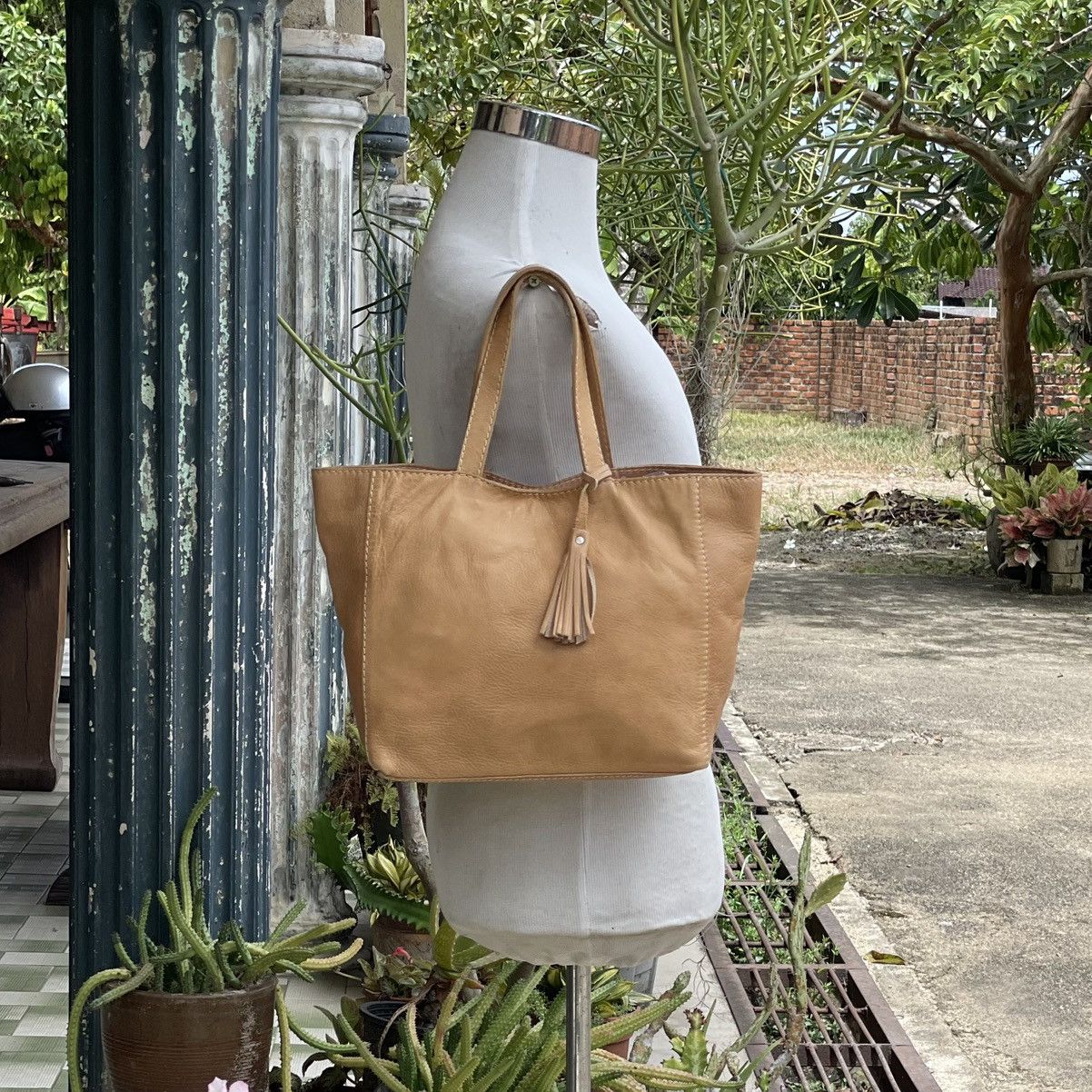 Leather × Vintage Vintage Loxwood Leather Tote Size ONE SIZE - 2 Thumbnail