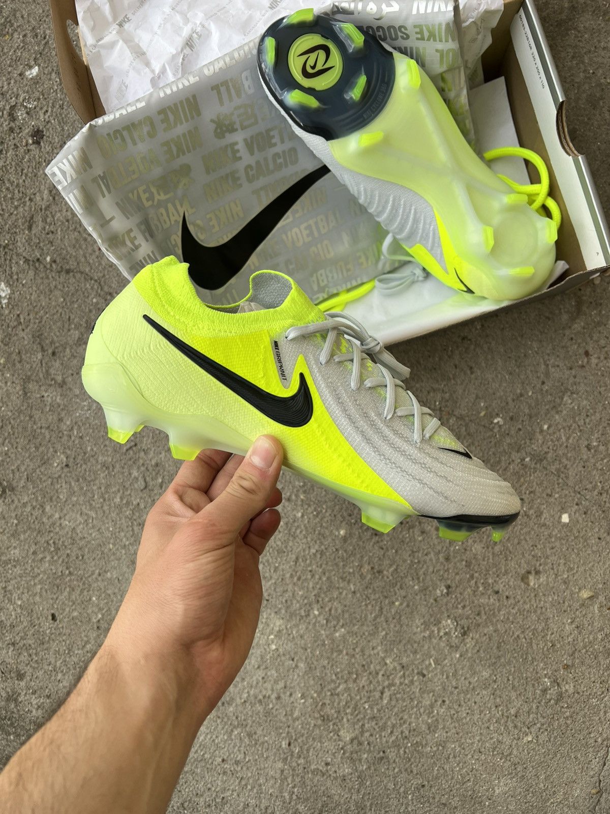Nike Nike phantom Gx 2 elite pro FG Size US 9 / EU 42 - 1 Thumbnail
