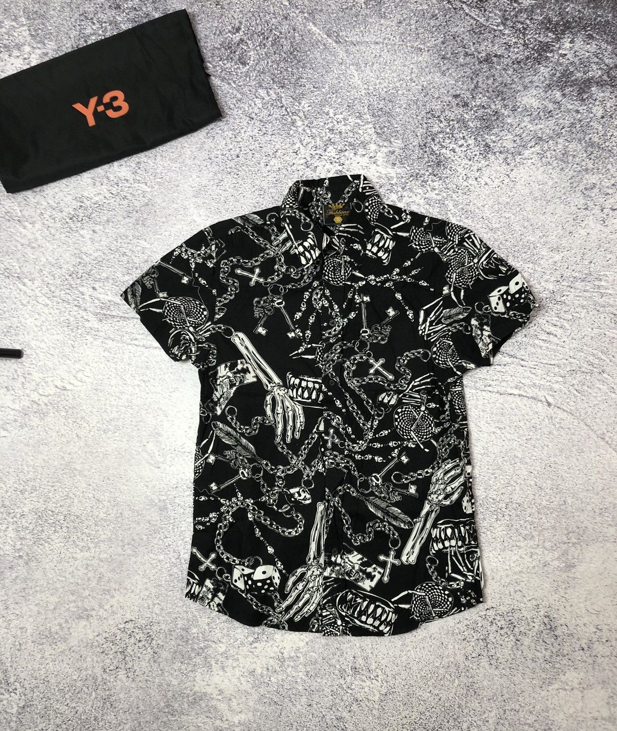 Vintage Men’s shirt Hawaii crezy size S y2k casual YKK Size US S / EU 44-46 / 1 - 1 Thumbnail