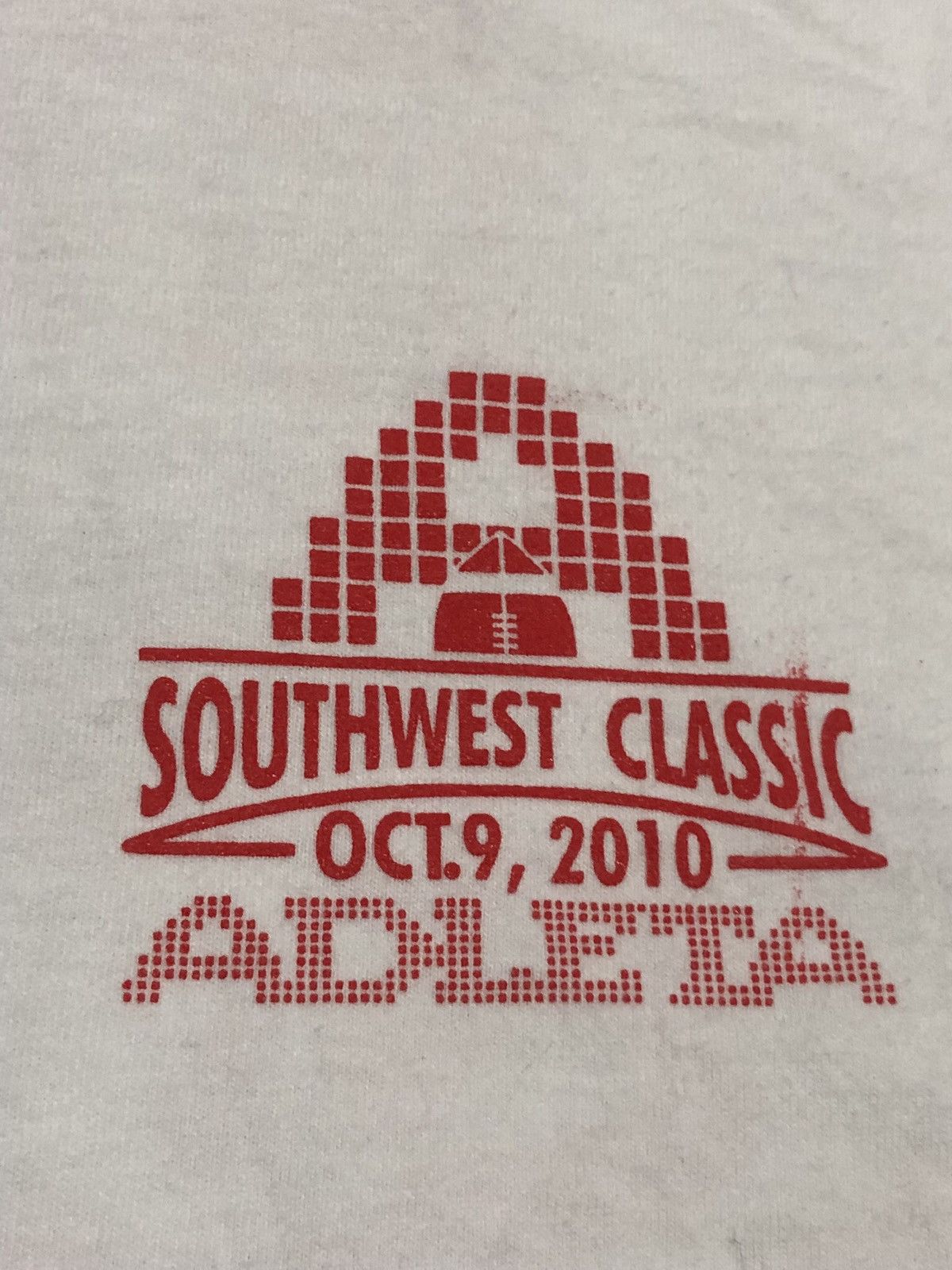Vintage 2010 Southwest Classic Arkansas Vs Texas A&M Football Tee Size US XXL / EU 58 / 5 - 6 Thumbnail