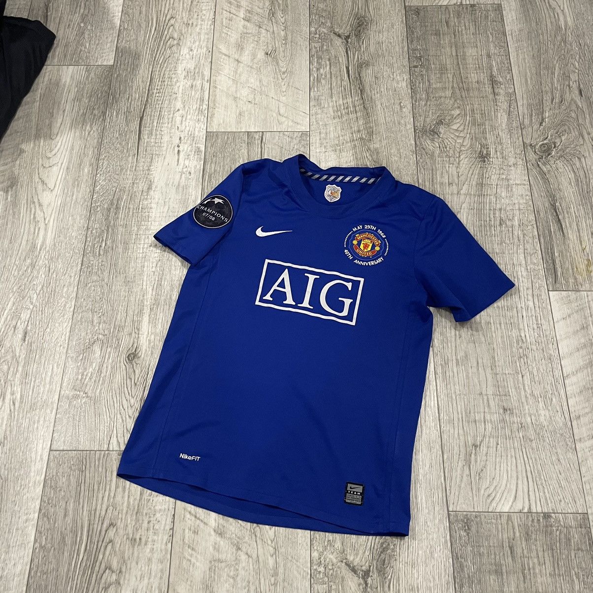 Nike Rare 07/08 nike Manchester United Ronaldo Jersey AIG 40 th Size US XS / EU 42 / 0 - 1 Thumbnail