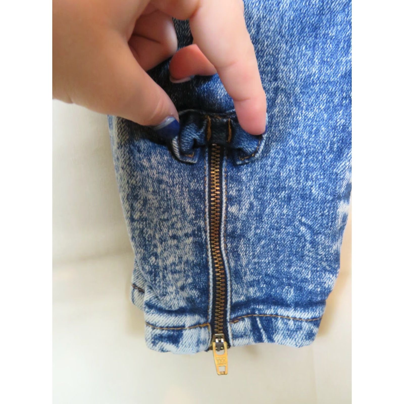 Vintage VINTAGE Elk Brand Mfg. High waisted Acid washed jeans 1990s Size 5/6 Blue Denim Women/Boys? Wait adjust. Size 27" / US 4 / IT 40 - 6 Thumbnail