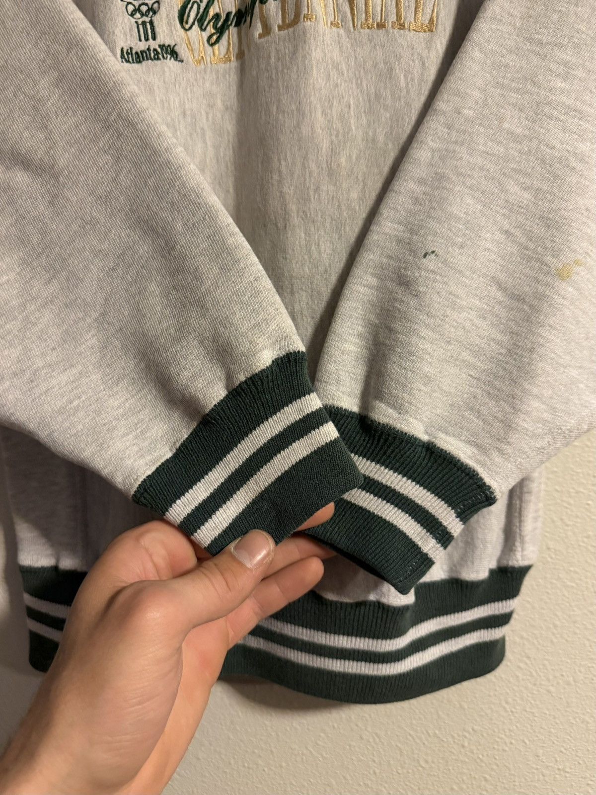 Champion vintage 90s champion reverse weave Atlanta 1996 olympics Size US M / EU 48-50 / 2 - 5 Thumbnail