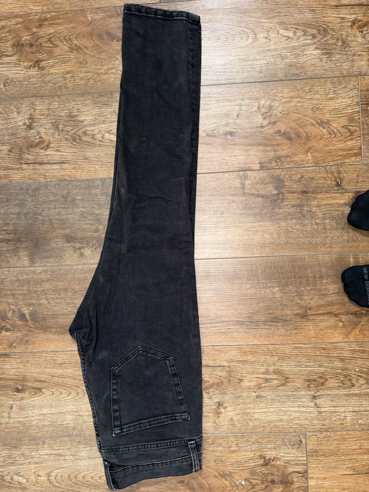 Other Amazon Essentials Black Skinny Jeans – Men’s 29x28 Size US 29 - 4 Thumbnail