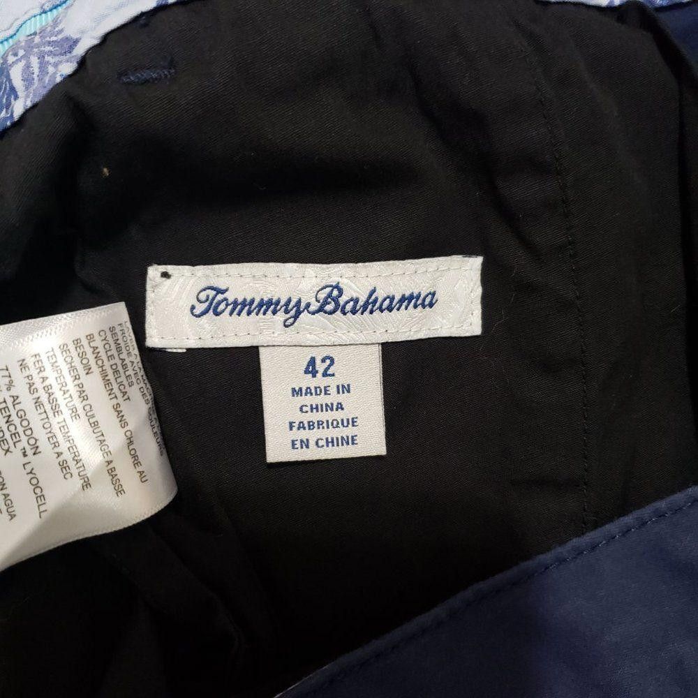 Tommy Bahama CT1452 Tommy Bahama Flat Front Shorts Navy Blue Size 42 Size US 42 / EU 58 - 3 Thumbnail