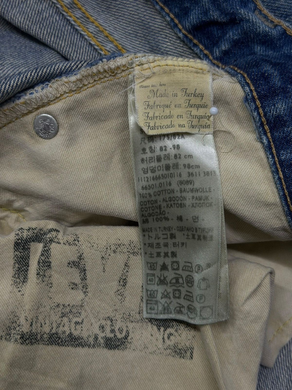 Levi's Vintage Clothing Vintage Levi’s LVC 66501-0116 | Big E Selvedge Denim Jeans Size US 32 / EU 48 - 13 Thumbnail