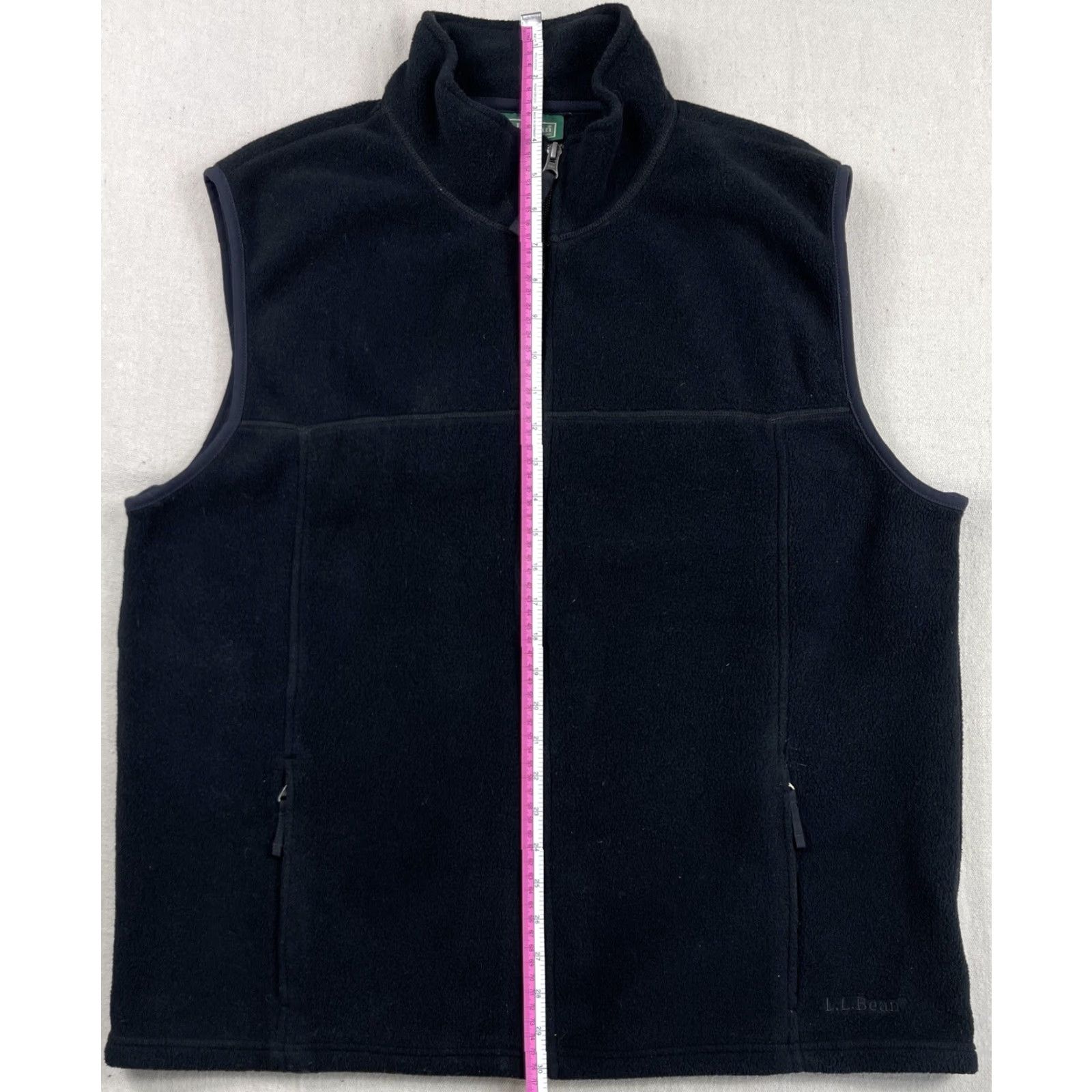 Vintage VINTAGE L.L. Bean Vest Black Fleece Full Zip Pockets Hiking Outdoor Men Size L Size US L / EU 52-54 / 3 - 7 Thumbnail