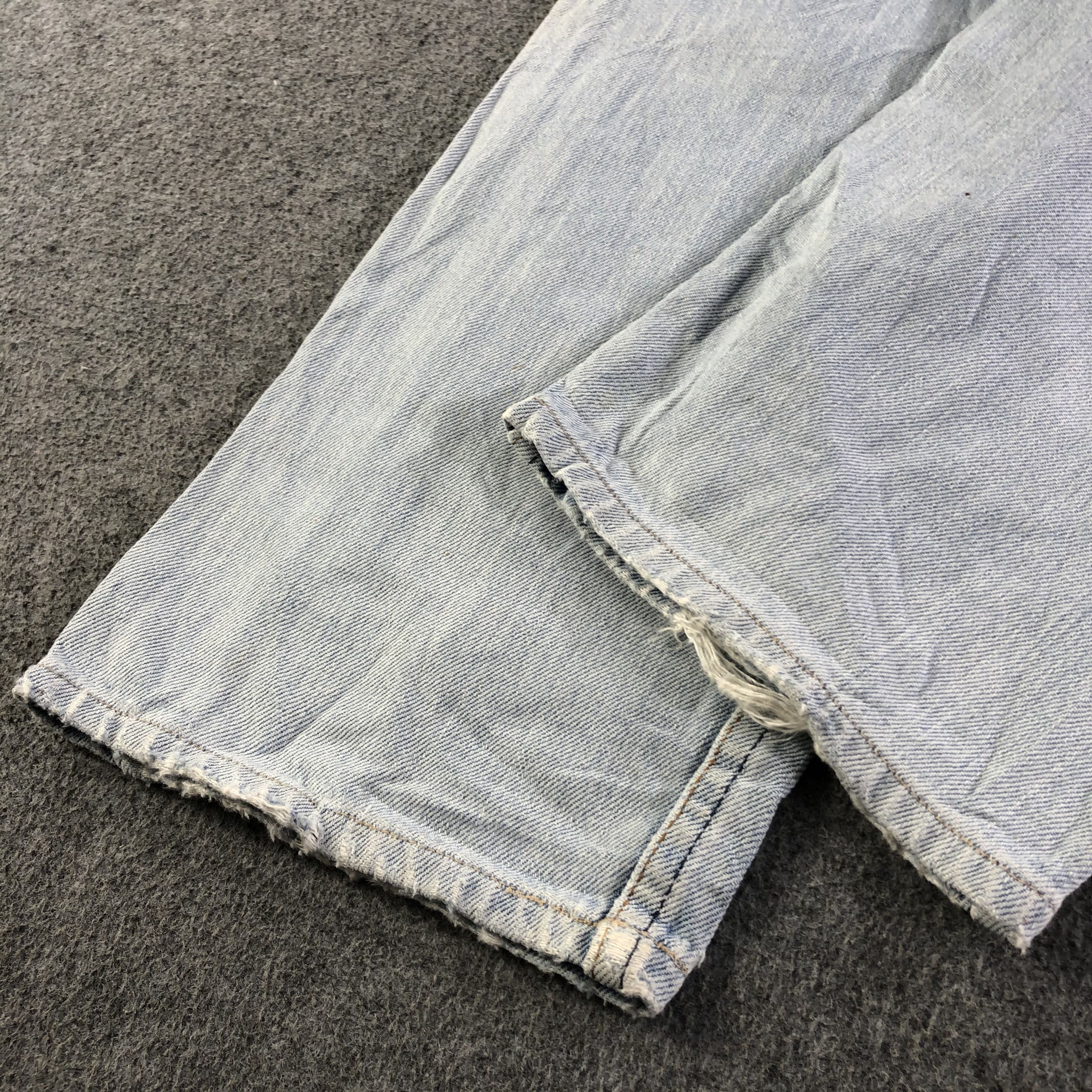 Levi's 80s Vintage Light Wash Levis Jeans-J3876 Size US 31 - 5 Thumbnail