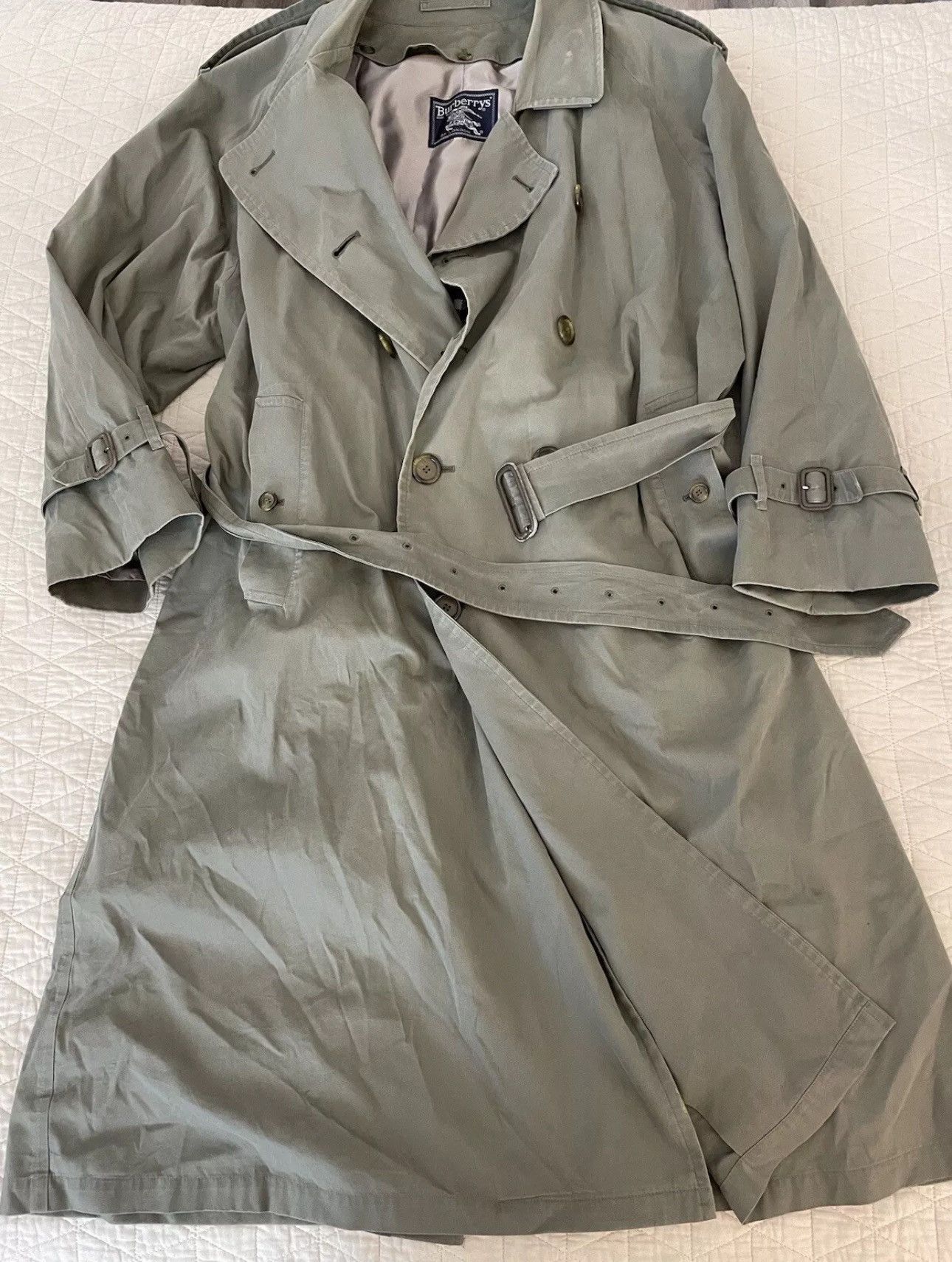 [Burberry] buy Vintage Men’s Beige Trench Coat with Coat Liner Wool Vest - Size 44 R