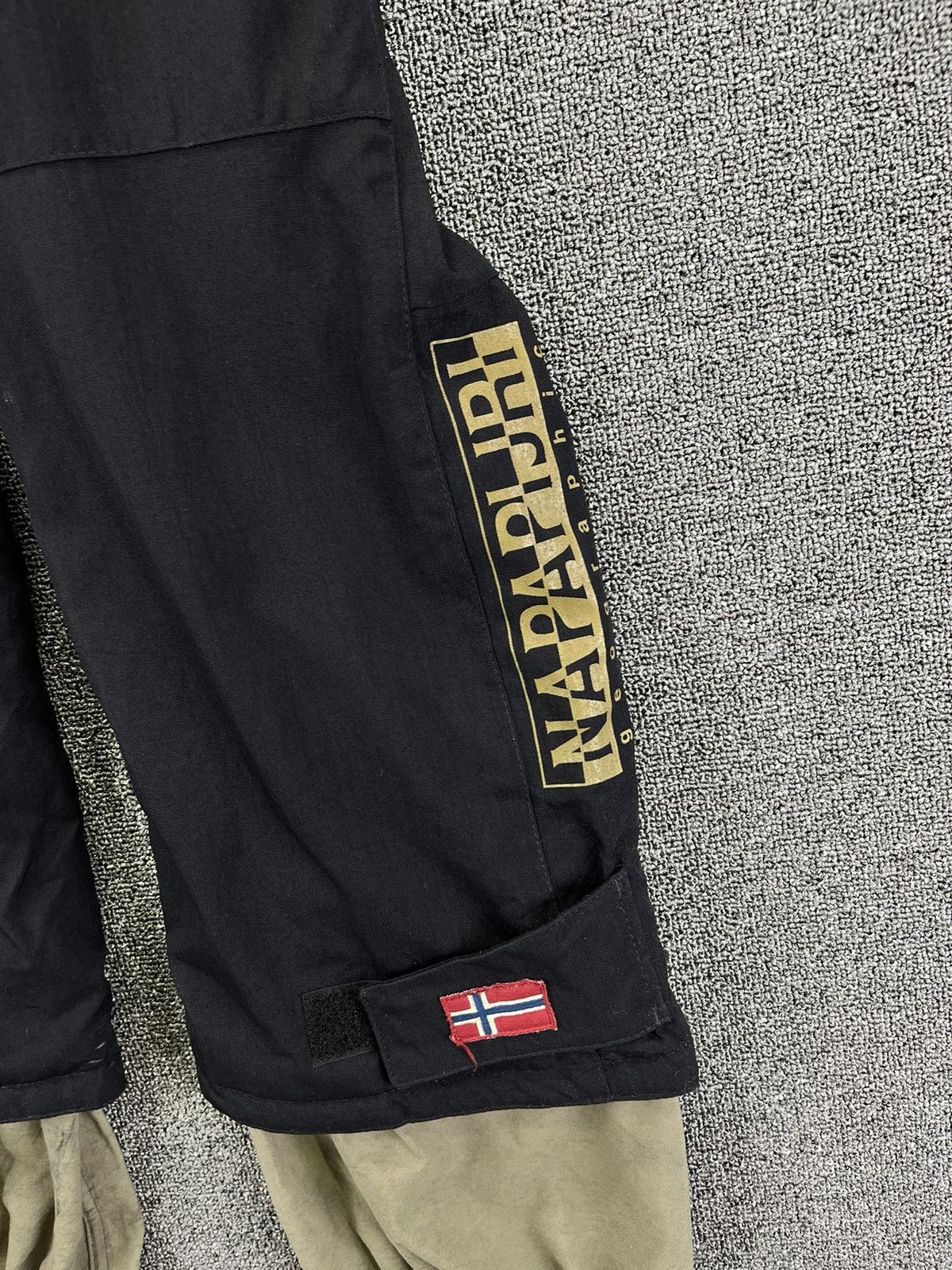 Napapijri Vintage Napapijri Ski Overall Black Big Logo Pants Jumpsuit Size US 29 - 10 Thumbnail