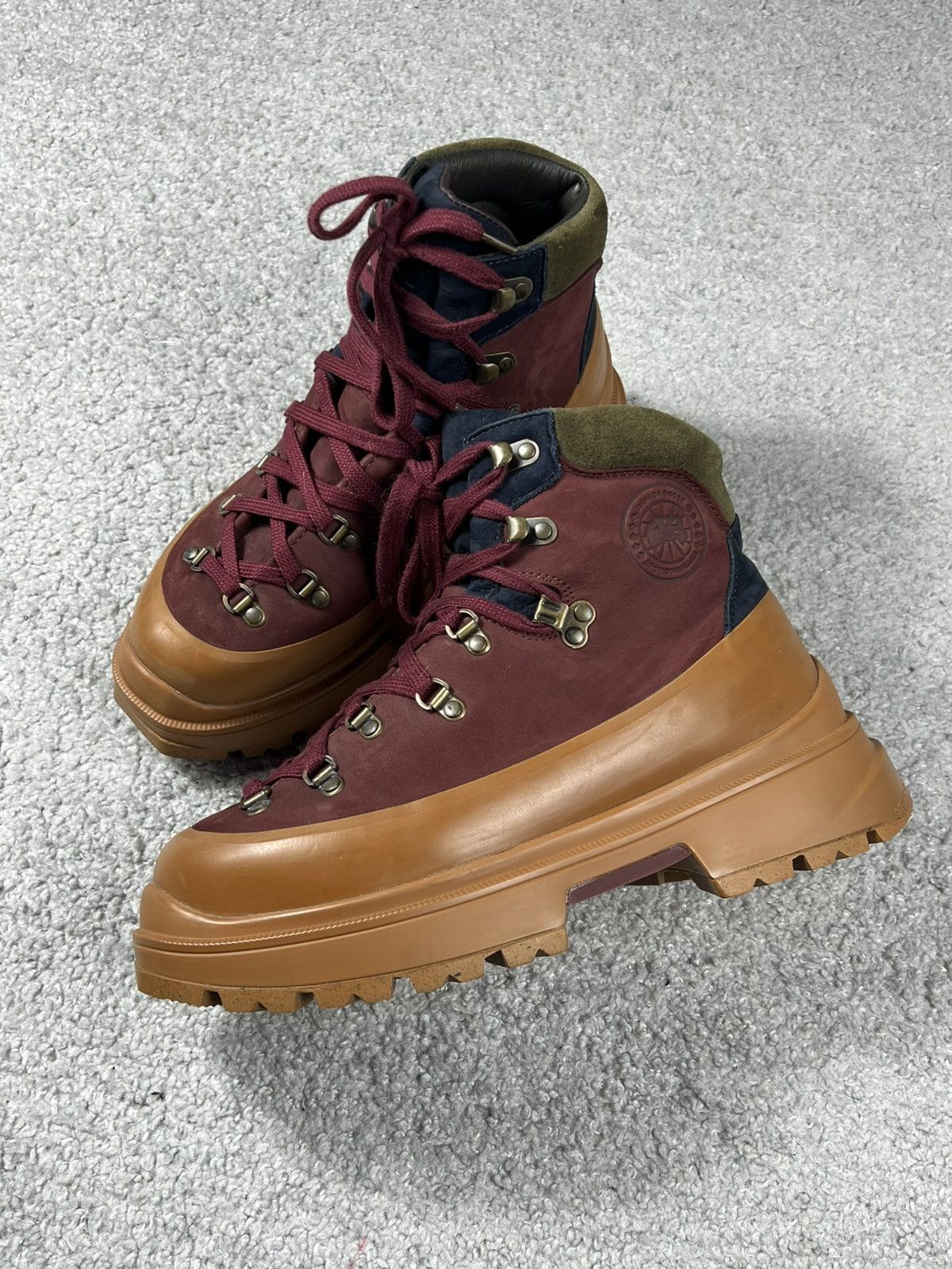 Canada Goose Canada Goose Journey Hiking Bordeaux Camel Boots Size 9 Size US 9 / EU 42 - 8 Thumbnail