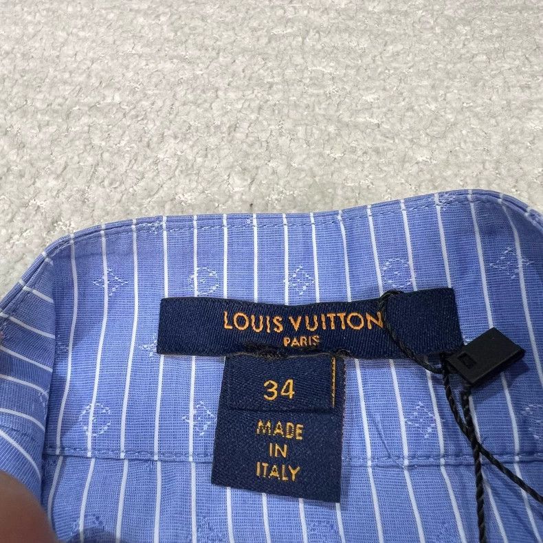 Louis Vuitton LOUIS VUITTON size 34 Striped presbyopic full print sleeve Size US M / EU 48-50 / 2 - 4 Thumbnail