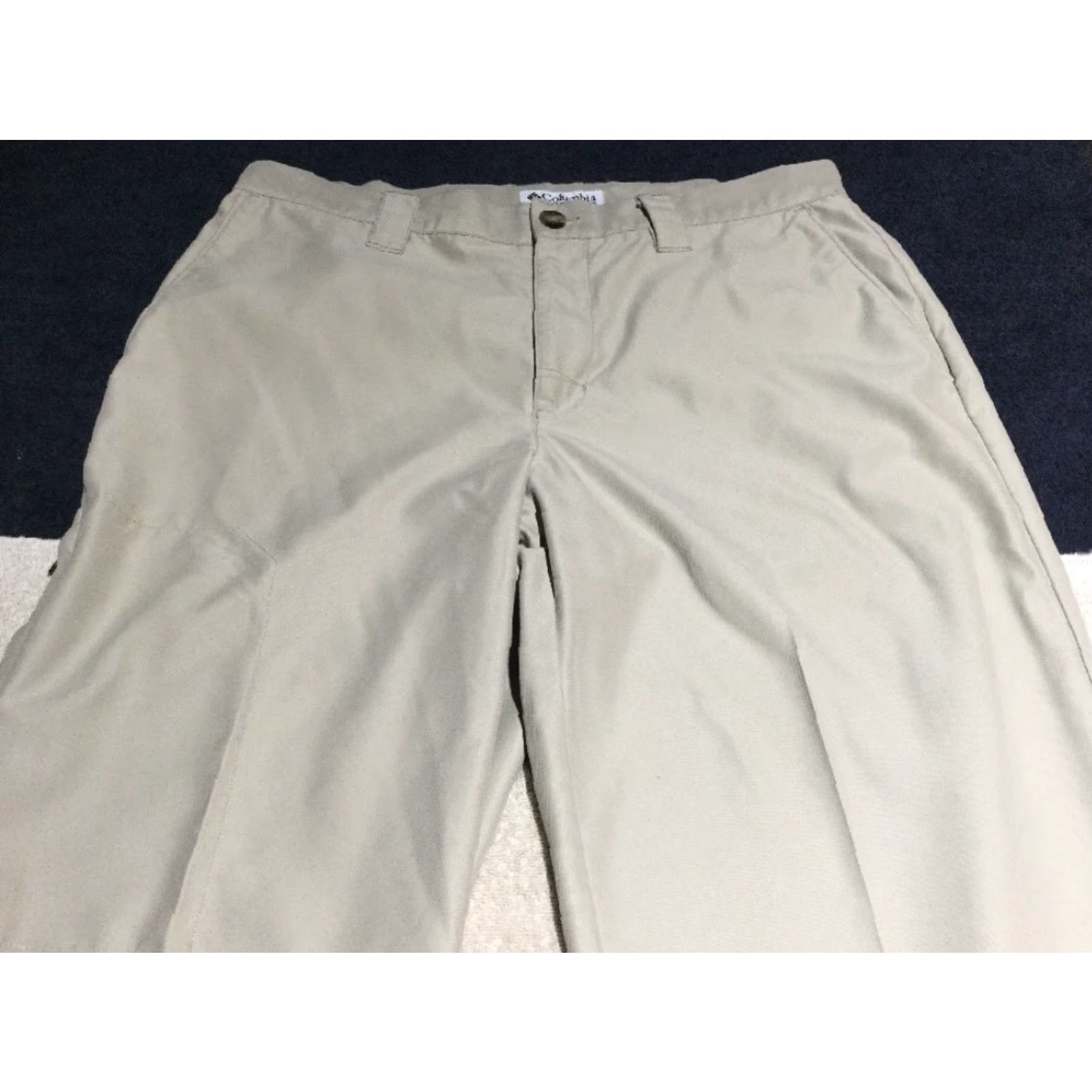 Vintage Columbia Sportswear Men's Pants 34 x 33 Regular Inseam 34 Beige Polyester Cargo Hiking Pant Hiking Pant Beige 34 33 Men Size US 34 / EU 50 - 2 Thumbnail