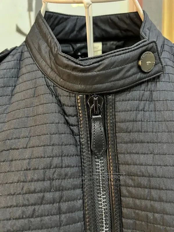 Burberry Burberry Black Striped Women's Winter Jacket. Size XS / US 0-2 / IT 36-38 - 1 Thumbnail