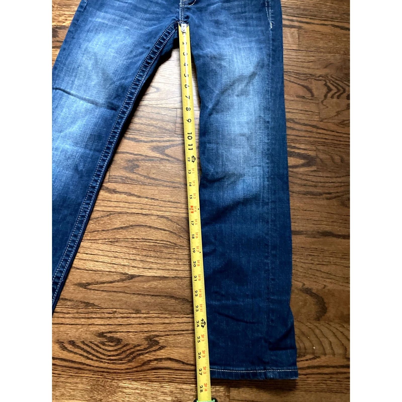 Miss Me Miss Me Jeans Capri Womens Sz 28 Flap Pocket JE6063P3 Rhinestone Embroidered Size 28" / US 6 / IT 42 - 4 Thumbnail