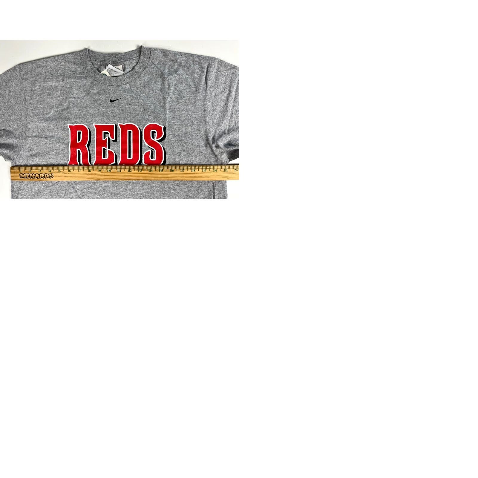 Nike VINTAGE Nike Team MLB Cincinnati Reds T-Shirt Mens Size M Gray Double-Sided 2007 Vintage Logo Short Sleeve Crew Neck Size US M / EU 48-50 / 2 - 10 Thumbnail