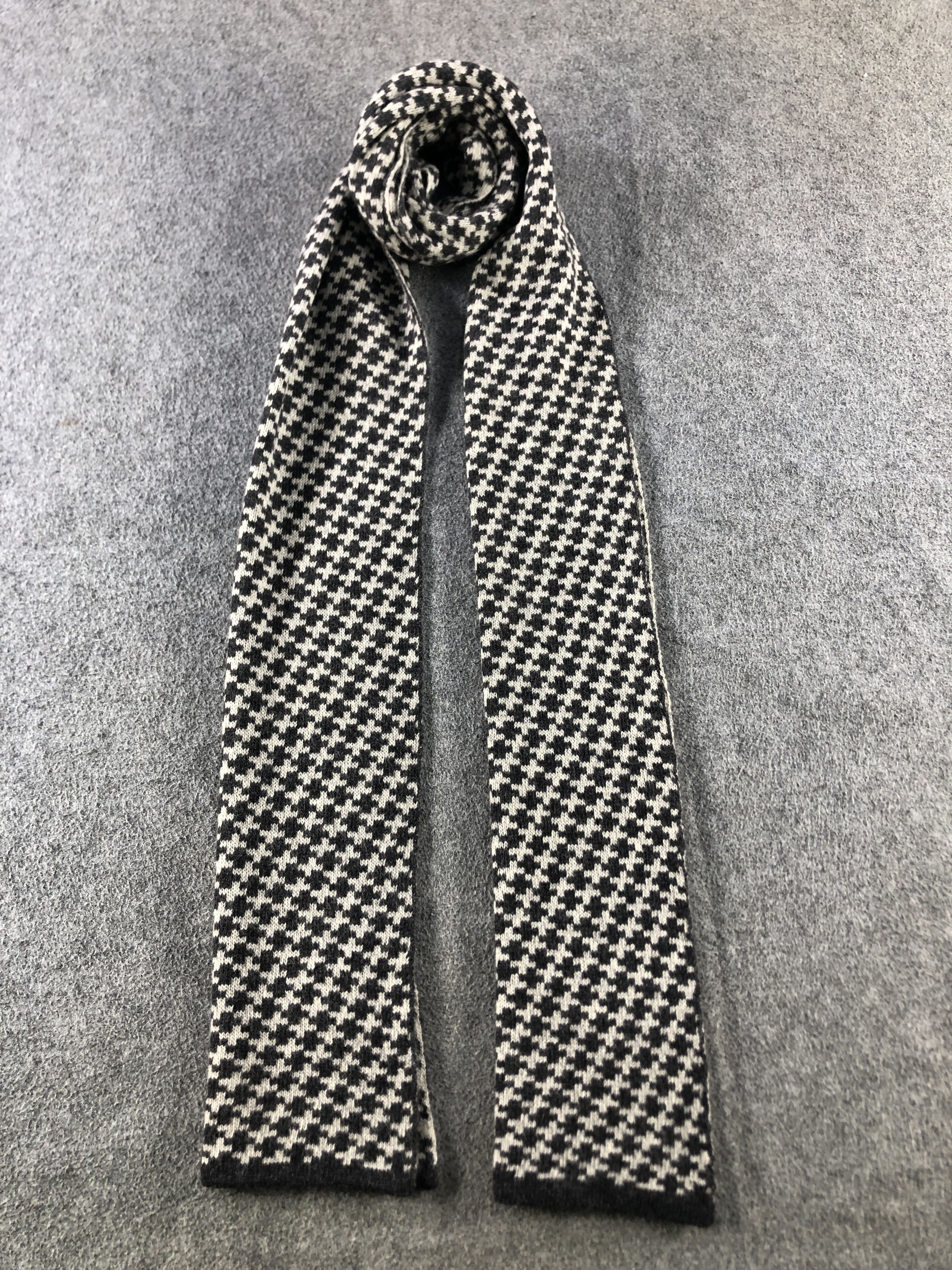 Hackett Hackett Scarf / Muffler / Neckwear P753 Size ONE SIZE - 1 Thumbnail