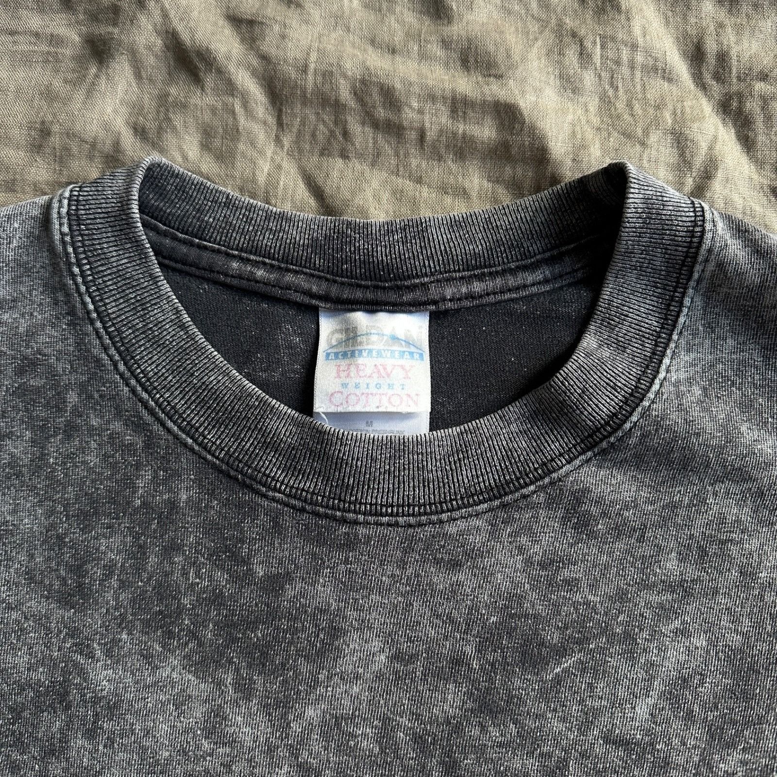 Vintage Vintage Wolves Graphic T-Shirt All Over Print Nature Wildlif Size US M / EU 48-50 / 2 - 3 Thumbnail